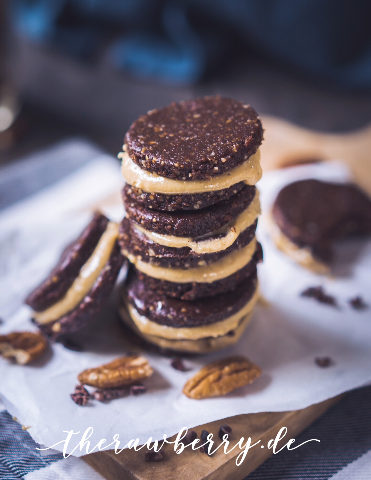 Rezept, einfach, lecker, schnell, glutunfrei, roh, gesund, Kekse, Sandwich Kekse, raweos, oreos, vegan, cookie, recipe, easy, fast, delicious, food, cookies and cream, healthy, gluten free, sugar free, simple