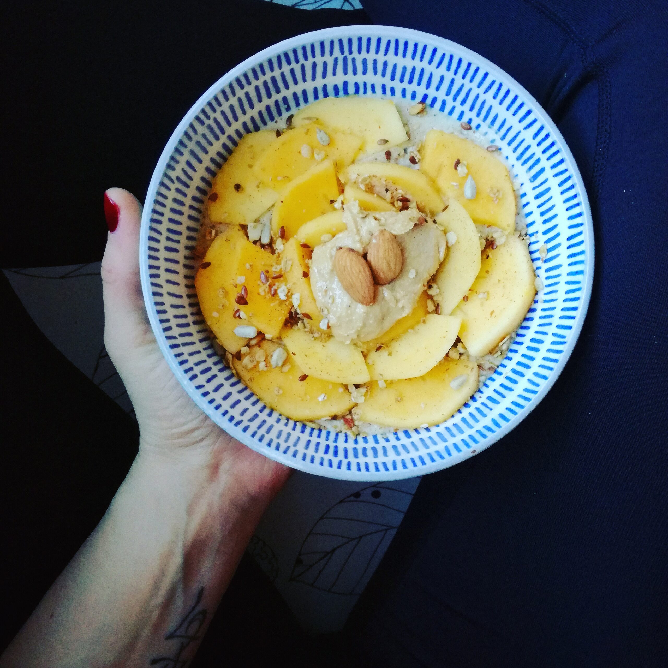 Essen Schüssel Müsli Porridge Clean Eating gesund lecker Frühstück Breakfast