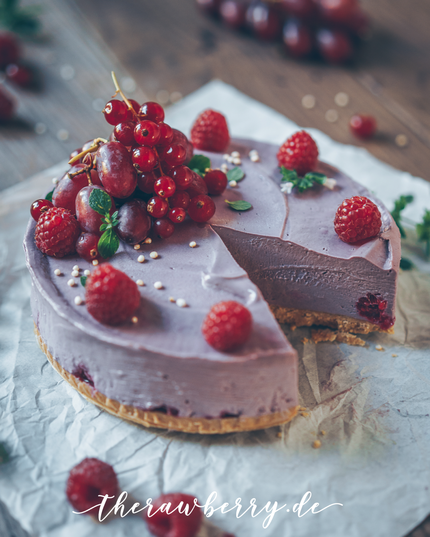 cake, no-bake, no bake, ohne backen, kitchen, raspberry, Himbeeren, lecker, delicious, dessert, Nachtisch, beret, berries, vegan, repeat, recipe, food, essen, gesund, healthy, sugar free, no sugar, zuckerfrei, ohne Zucker, gluten-free, gluten frei,