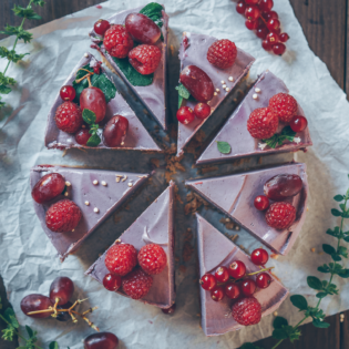 cake, no-bake, no bake, ohne backen, kitchen, raspberry, Himbeeren, lecker, delicious, dessert, Nachtisch, beret, berries, vegan, repeat, recipe, food, essen, gesund, healthy, sugar free, no sugar, zuckerfrei, ohne Zucker, gluten-free, gluten frei,