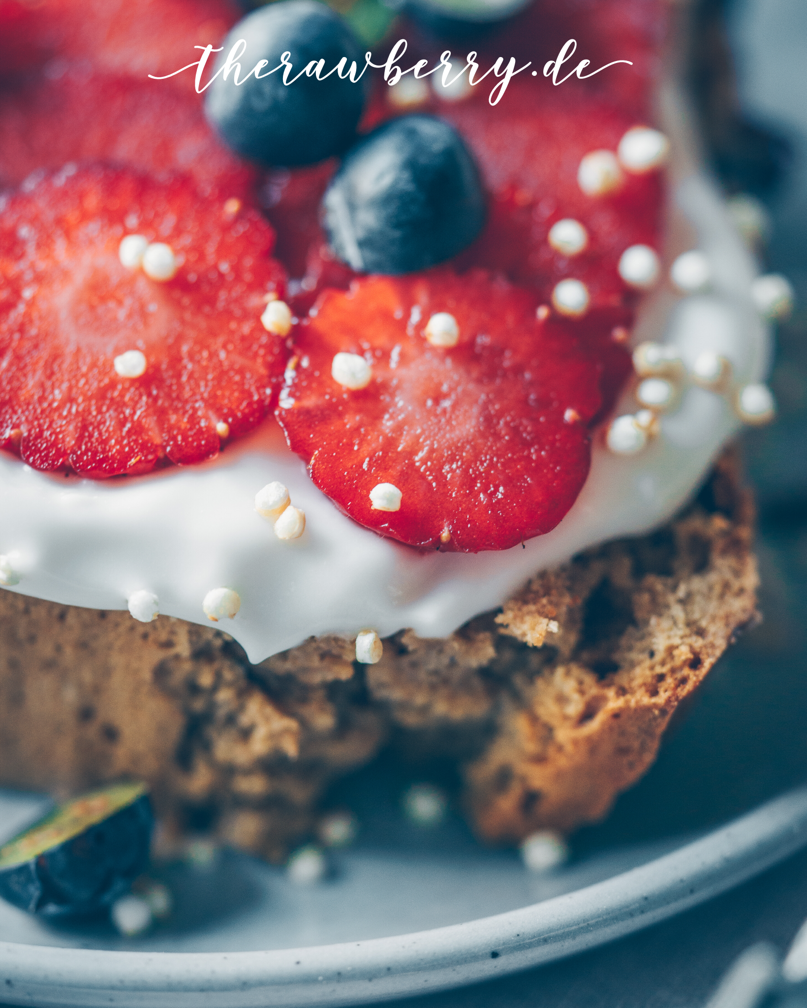 therawberry, blueberries, Blaubeeren, kuchen, bread, loaf, vegan, backen, baking, healthy, whole foods, easy, einfach, diät, lecker, gesund