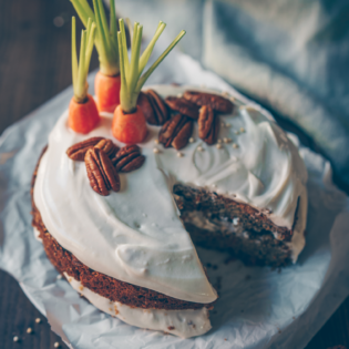 carrot cake, Rüblikuchen, Karottenkuchen, kuchen, cake, vegan, backen, baking, delicious, lecker, healthy, gesund, easter, ostern, einfach, easy, whole foods, diet, veggies, gems, therawberry