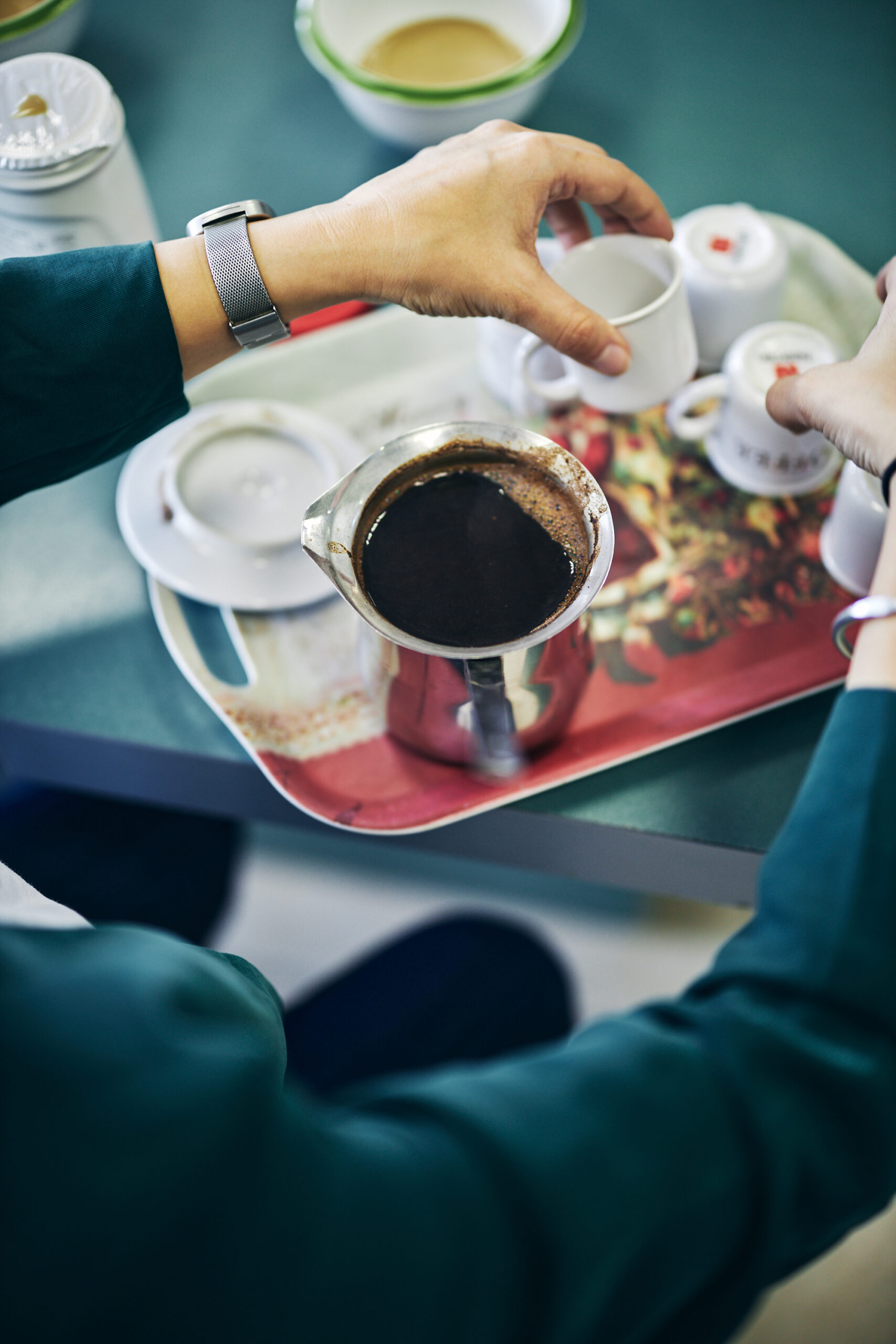 hummus, Israel, tomatoes, tomaten, Kichererbsen, chickpeas, healthy, gesund, vegan, einfach, simple, delicious, lecker, creamy, creaming, food, essen, dip, aufstrich, spread, glutenfree, gluten frei, recept, recipe, therawberry, dairy free, laktose frei, whole some diet, diet, diät, photography, food photography, al are