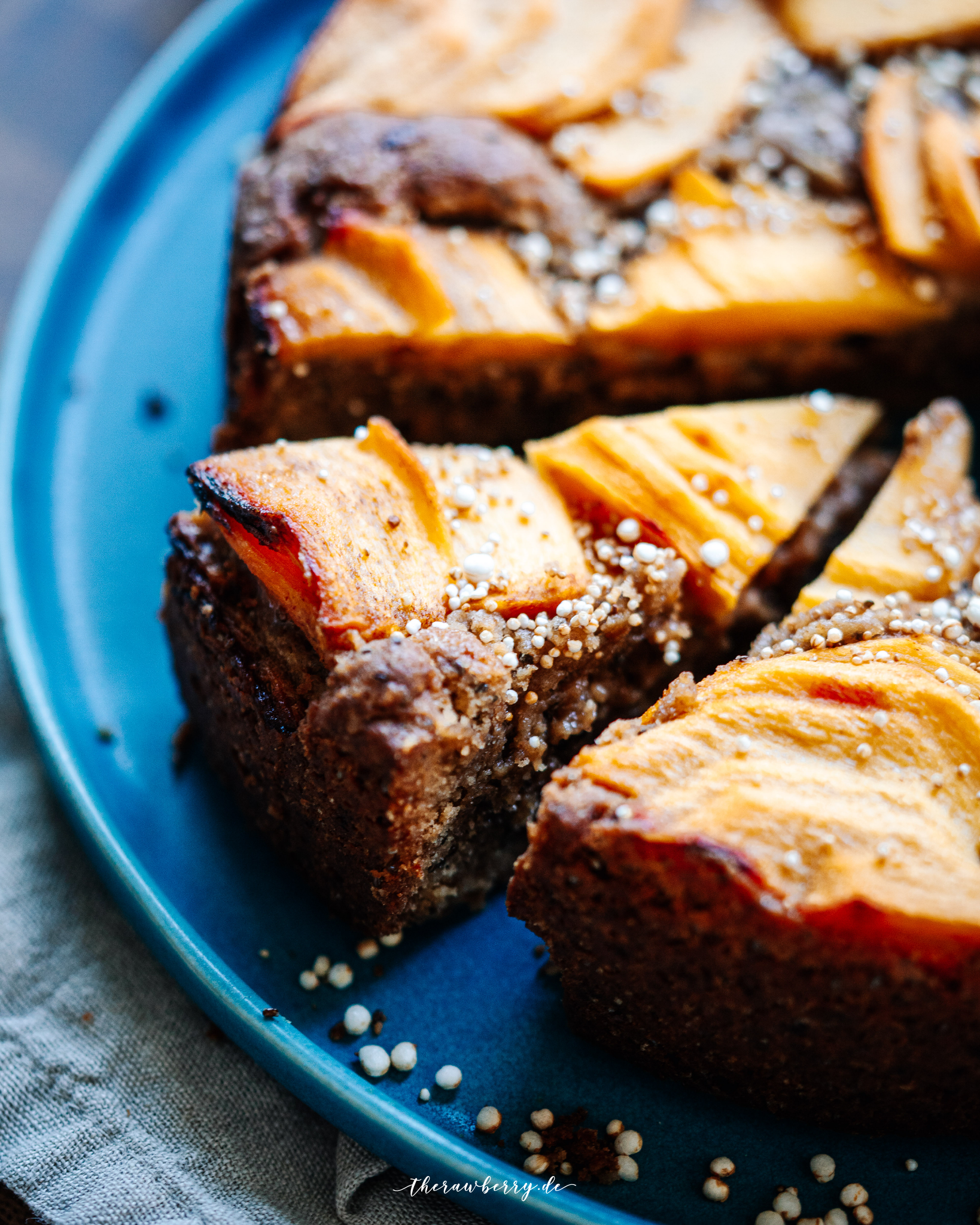 kahki, kaki, persimmon, persimon, persimone, sharon, lecker, delicious, kuchen, cake, therawberry, marie dorfschmidt, baking, backen, einfach, simple, easy, vegan, dairy free, laktosefrei, industriezuckerfrei, dit, diet, wholefoods, photography, fotografie, dessert, nachtisch, food, essen