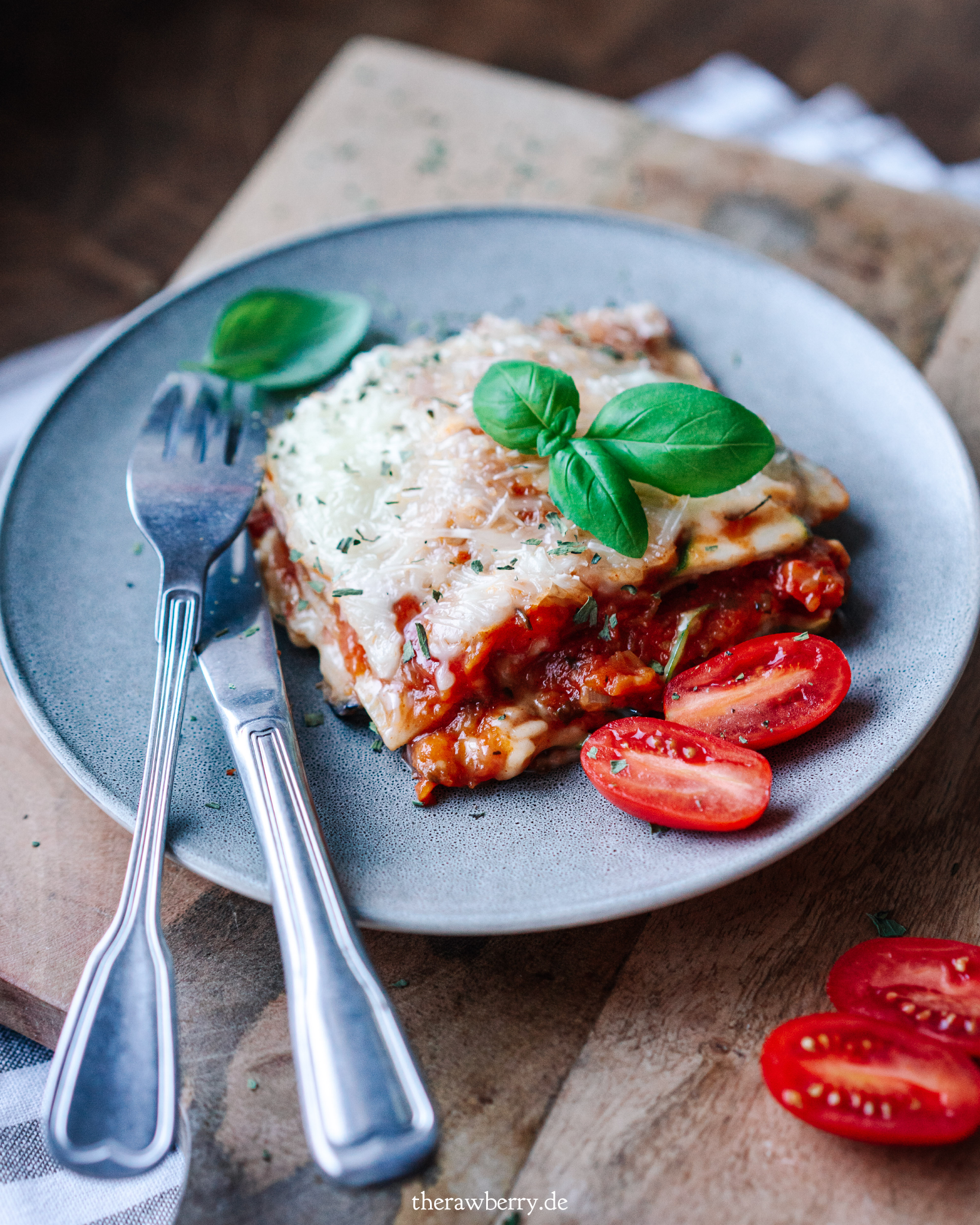 vegan, veggie, Gemüse, lasagna, lasagne, baking, backen, essen, food, lunch, dinner, Mittagessen, Abendessen, yum, lecker, foodie, delicious, einfach, simple, simpel, cooking, kochen, Italian, italienisch, photography, fotografie, food styling, marie dorfschmidt, therawberry, recipe, rezept