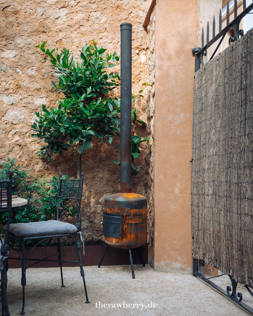 food, essen, vegan, ecocirer, sóller, hotel, spanien, spain, Mallorca, Marie Dorfschmidt, therawberry, drinks, heatlhy, gesund, ecological, eco, öko, ökologisch, interior design, restauriert, mood, photography, hotel room, Hotelzimmer, test